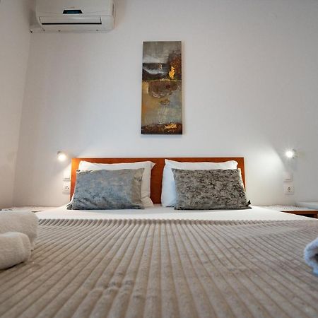 Rooms Magnolia With Pool Novalja Luaran gambar
