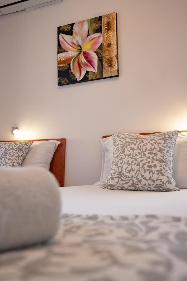 Rooms Magnolia With Pool Novalja Luaran gambar
