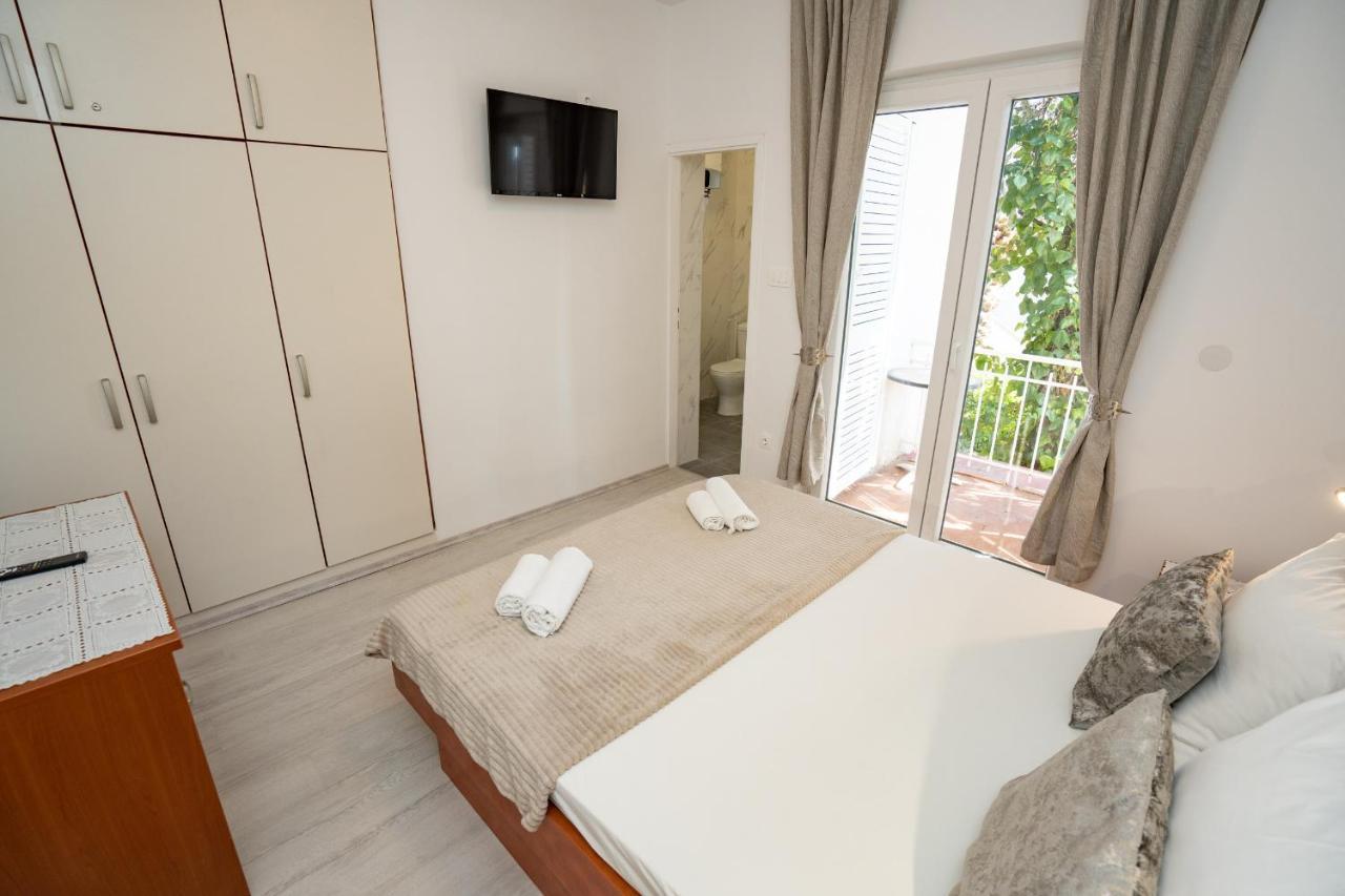 Rooms Magnolia With Pool Novalja Luaran gambar