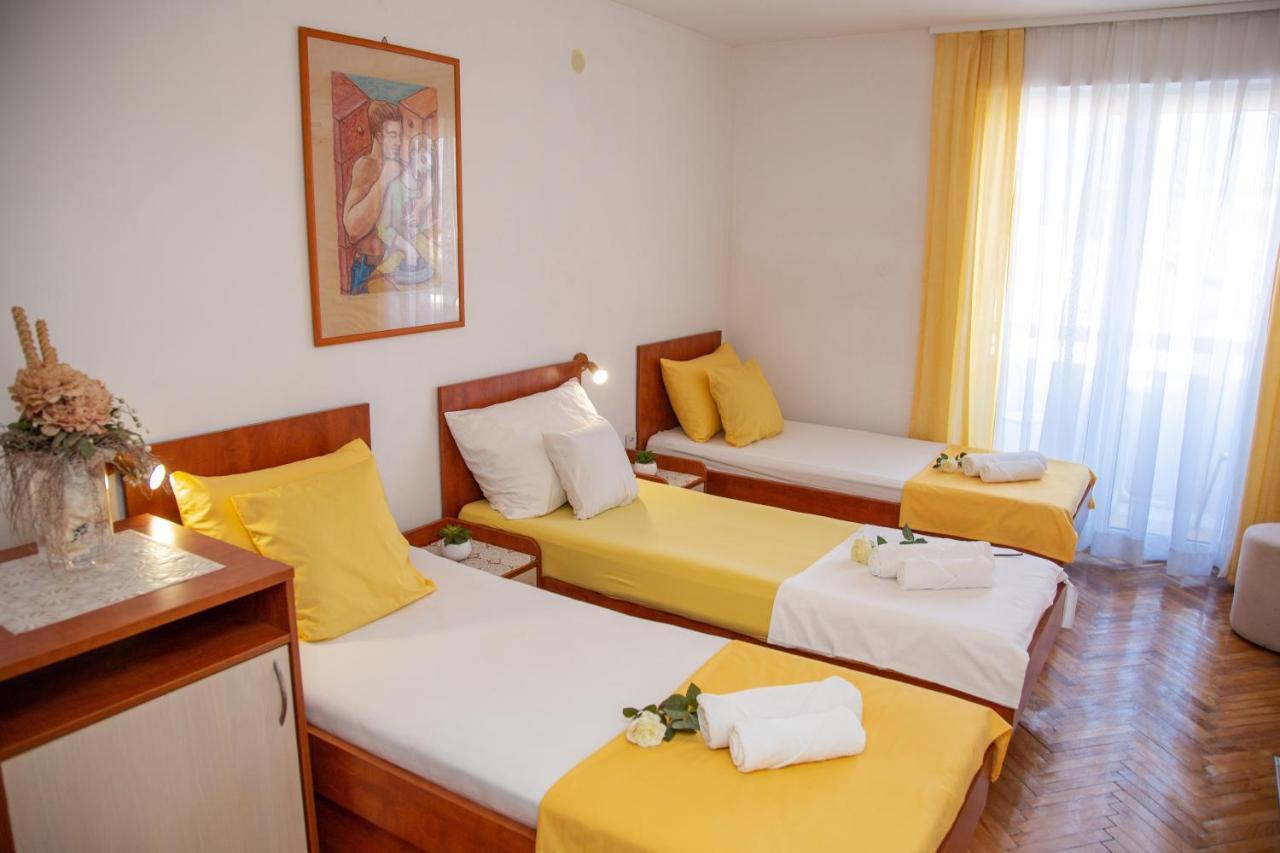 Rooms Magnolia With Pool Novalja Luaran gambar